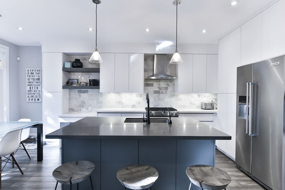 Classic wood kitchen cabinets