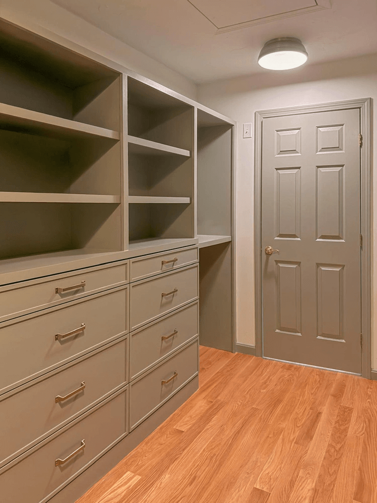 Built-Ins & Shelving